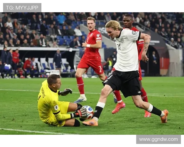 德甲历史上最离谱红牌事件汇总,这些球队曾因纪律问题出名 德甲历史上最离谱红牌事件汇总,这些球队曾因纪律问题出名